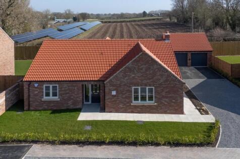 Tholthorpe, York 3 bed detached bungalow for sale