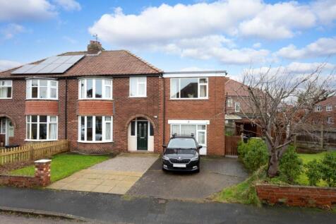 5 bedroom semi-detached house for sale