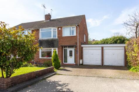 Whin Close, York 3 bed detached house for sale