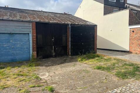 Sutherland Street, York Garage for sale