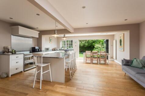 Skipwith Road, Escrick, York 4 bed link detached house for sale