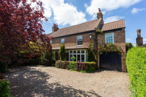 Strensall Road, Huntington, York 6 bed semi