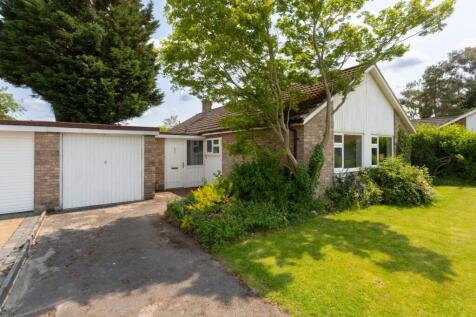 The Spinney, York 3 bed detached bungalow for sale