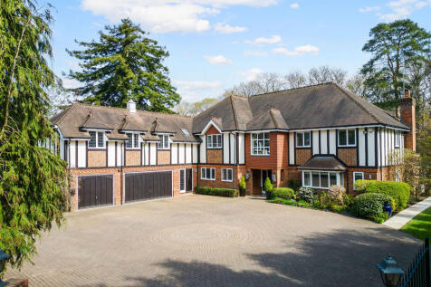 6 bedroom detached house for sale