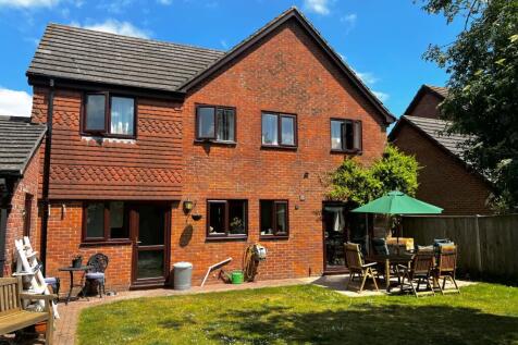 Hughes Close, Blackfield... 5 bed detached house for sale