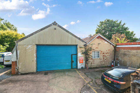St. Peter Street, Tiverton, Devon, EX16 Detached house for sale