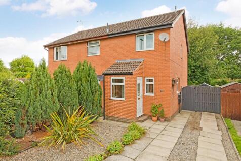 2 bedroom semi-detached house for sale