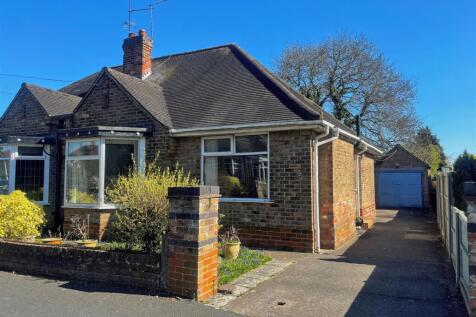2 bedroom semi-detached bungalow for sale