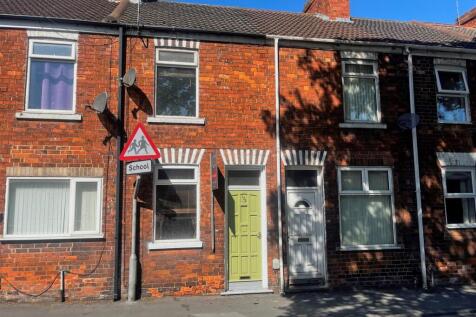 King Street, Cottingham 2 bed terraced house for sale