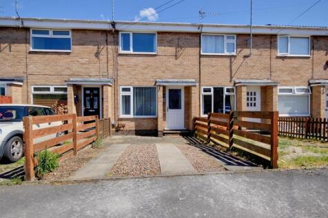 Nairn Close, Hull 2 bed terraced house for sale