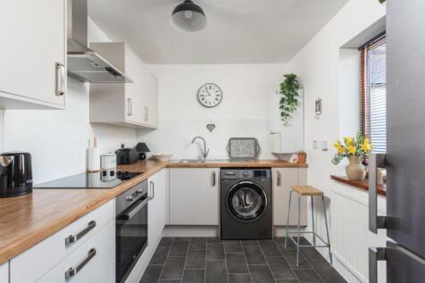 Minerva Court, Boroughbridge 2 bed flat for sale