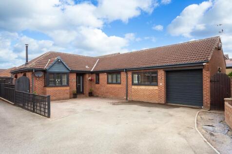 11, Kellington Court, Eggborough... 4 bed detached bungalow for sale