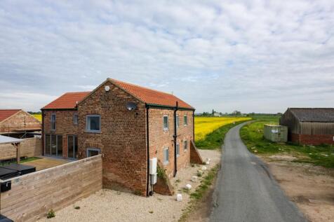 Wistow Lordship, Selby 4 bed barn conversion for sale