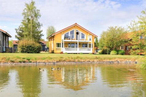 Caldecott, Great Yarmouth NR31 2 bed chalet for sale