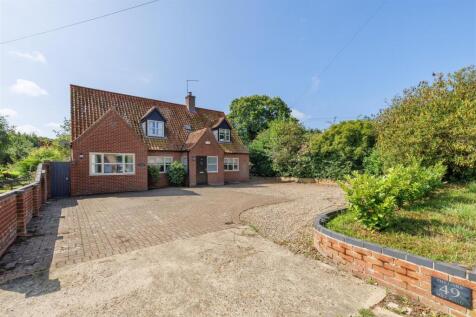 Mill Road, Beccles NR34 4 bed detached house for sale