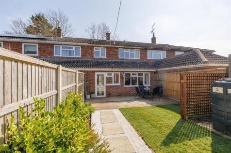 Park Walk, Halesworth IP19 3 bed terraced house for sale