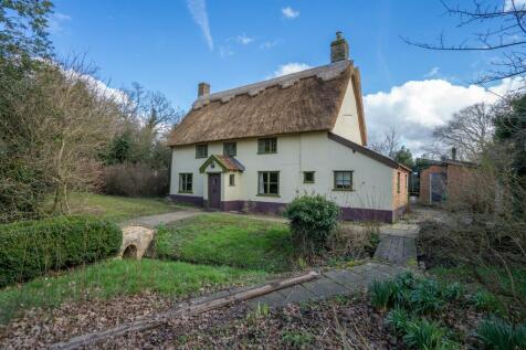 Halesworth IP19 3 bed detached house for sale