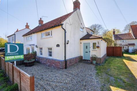 Stone Street, Halesworth IP19 2 bed semi