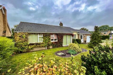 Valley Road, Norwich NR15 3 bed detached bungalow for sale