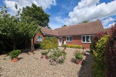 Robinson Road, Diss IP21 3 bed detached bungalow for sale