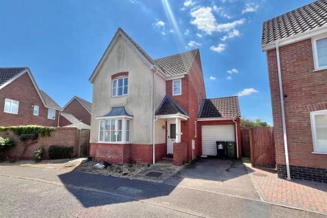 Cranes Meadow, Norfolk IP20 3 bed detached house for sale