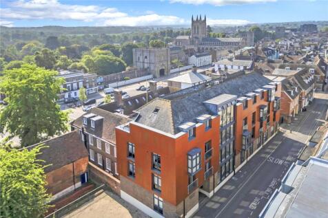 Lower Baxter Street, Suffolk 3 bed flat for sale