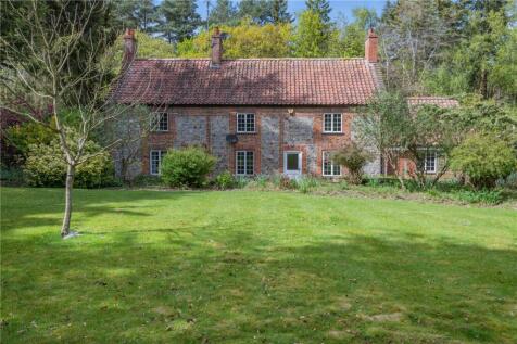 Hillington, Norfolk 4 bed detached house for sale