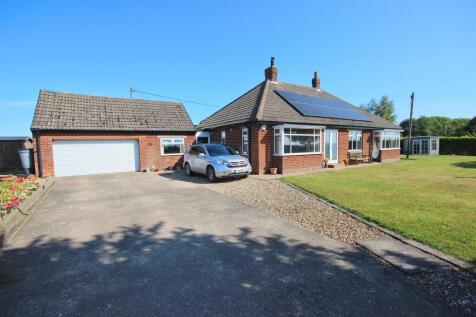 3 bedroom detached bungalow for sale