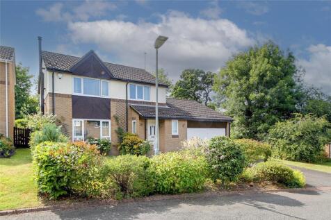Holly Close, Hexham, Northumberland... 3 bed detached house for sale