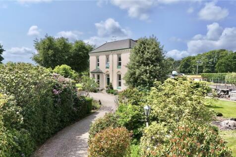 Heath Lane, Childer Thornton... 5 bed detached house for sale