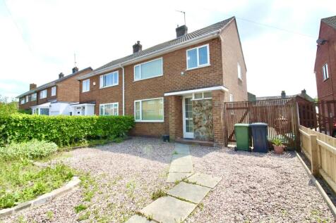Prenton Dell Avenue, Prenton... 3 bed semi