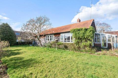 4 bedroom detached bungalow for sale