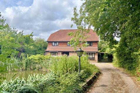 Marden Road, Staplehurst 4 bed detached house for sale