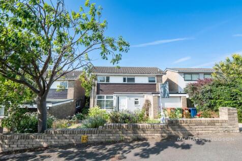 Alpine Way, Humbledon, Sunderland 4 bed detached house for sale
