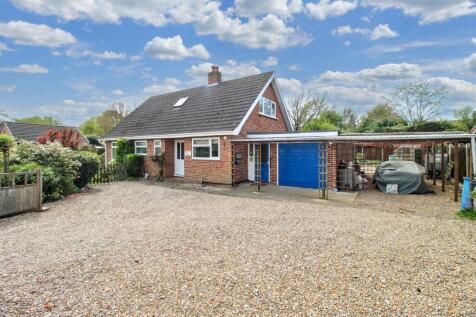 4 bedroom detached bungalow for sale