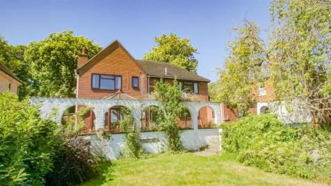 Northgate Avenue, Bury St. Edmunds 4 bed detached house for sale