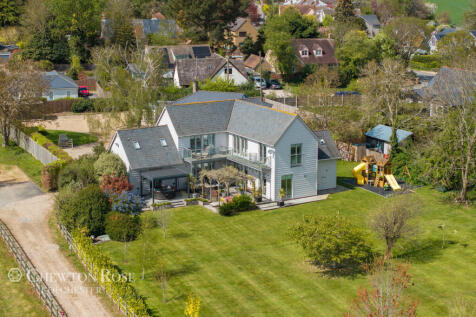 Holton St. Mary 6 bed detached house for sale