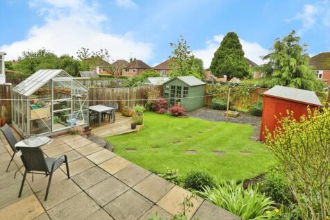 Sewerby Road, East Yorkshire YO16 4 bed semi