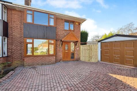 Thornley Crescent, Stockport SK6 3 bed semi