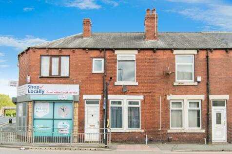 Leeds Road, Castleford WF10 2 bed terraced house for sale