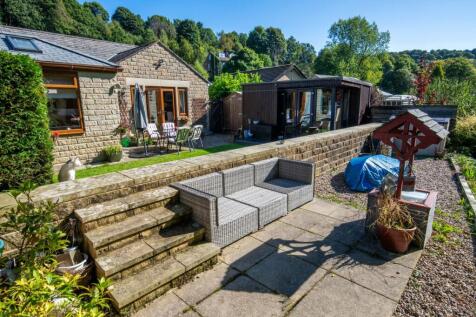 Luddendenfoot, HALIFAX HX2 3 bed bungalow for sale