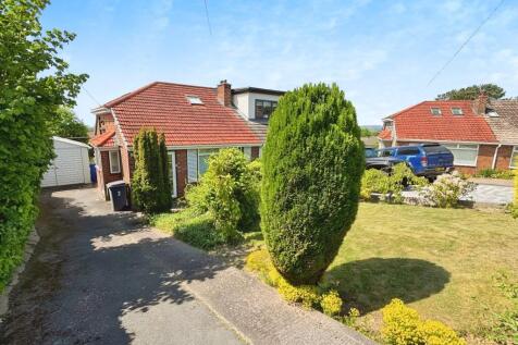 Gee Cross Fold, Greater Manchester SK14 2 bed bungalow for sale