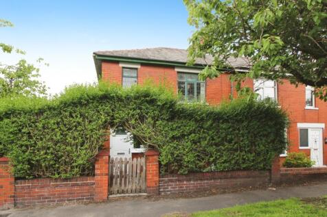 Cross Street, Lancashire PR25 3 bed semi