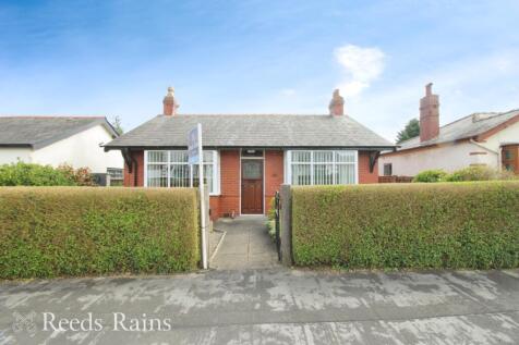 2 bedroom bungalow for sale