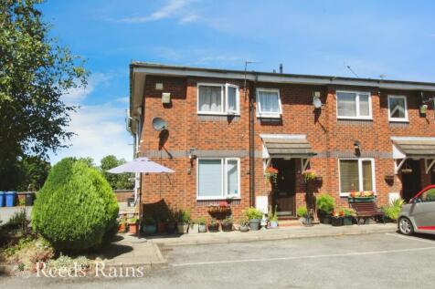 Beechwood Court, Coppull PR7 2 bed end of terrace house for sale