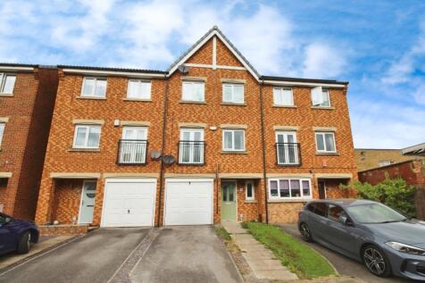 Prospect Mews, Leeds LS27 4 bed terraced house for sale