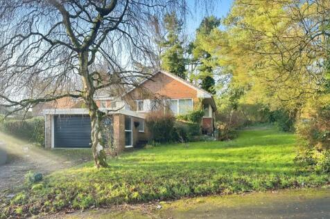 Heighley Castle Way, Crewe CW3 3 bed bungalow for sale