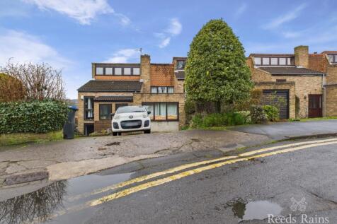 Kepier Heights, Durham DH1 6 bed end of terrace house for sale
