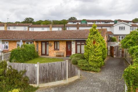 2 bedroom semi-detached bungalow for sale