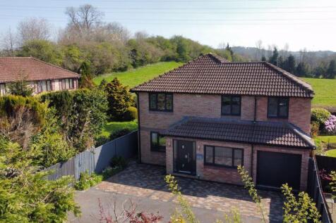 10 Bryn Creigiau, Groesfaen, CF72 8RT 4 bed detached house for sale
